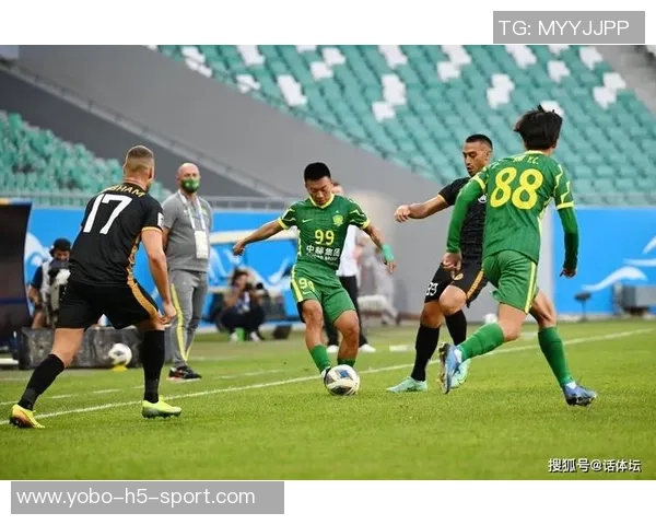 戴维恩米切尔称赞阿德巴约团队凝聚力强调球队团结精神